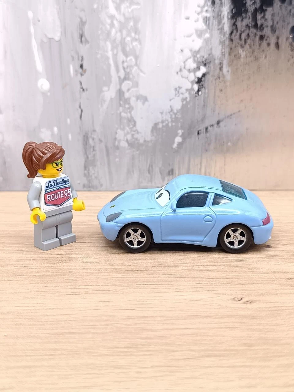 Carro Cars Sully - Brinquedo novo (CES13) – photo 5
